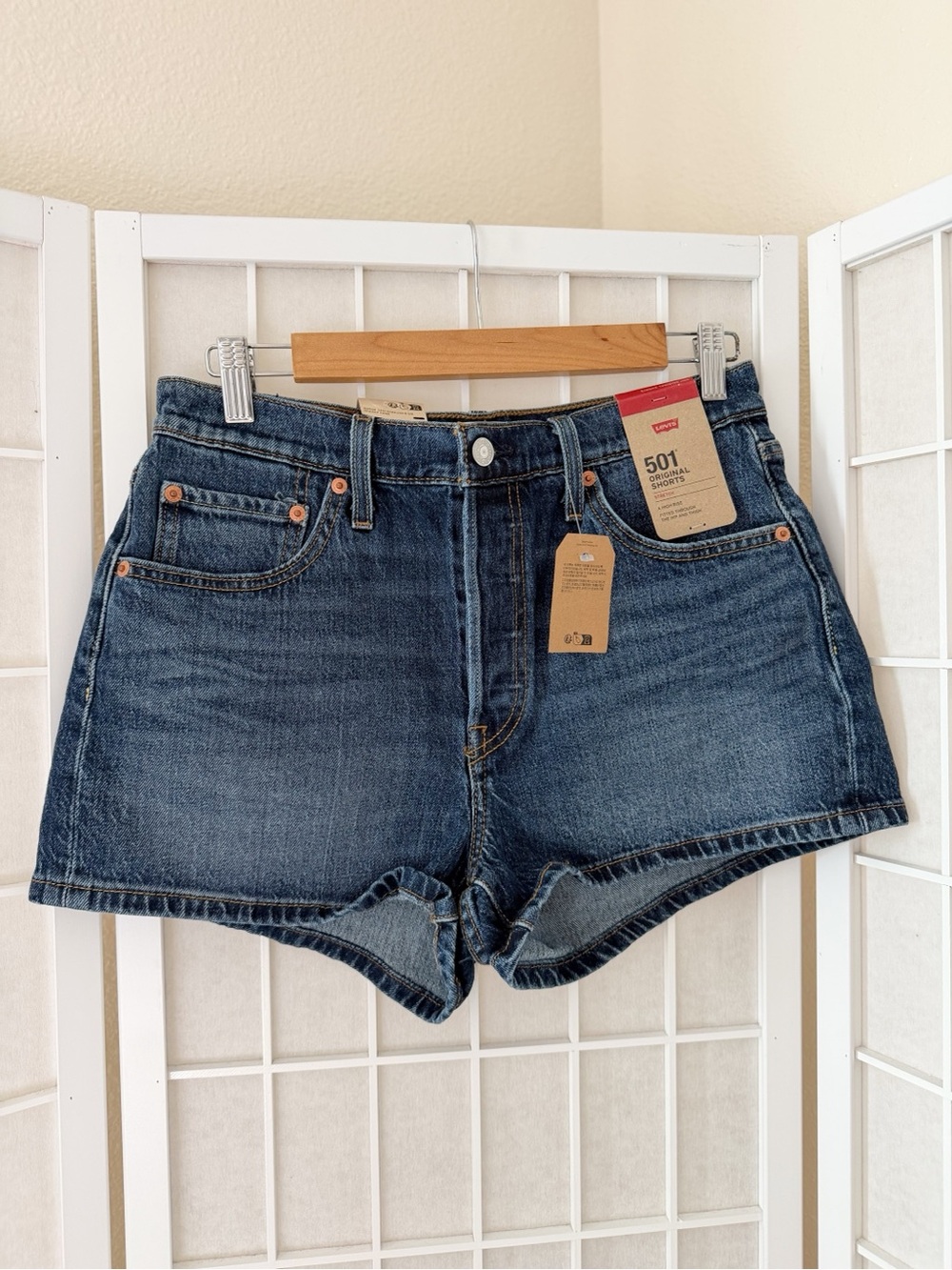 NWT Levi's 501 Denim Jean Shorts Size 29